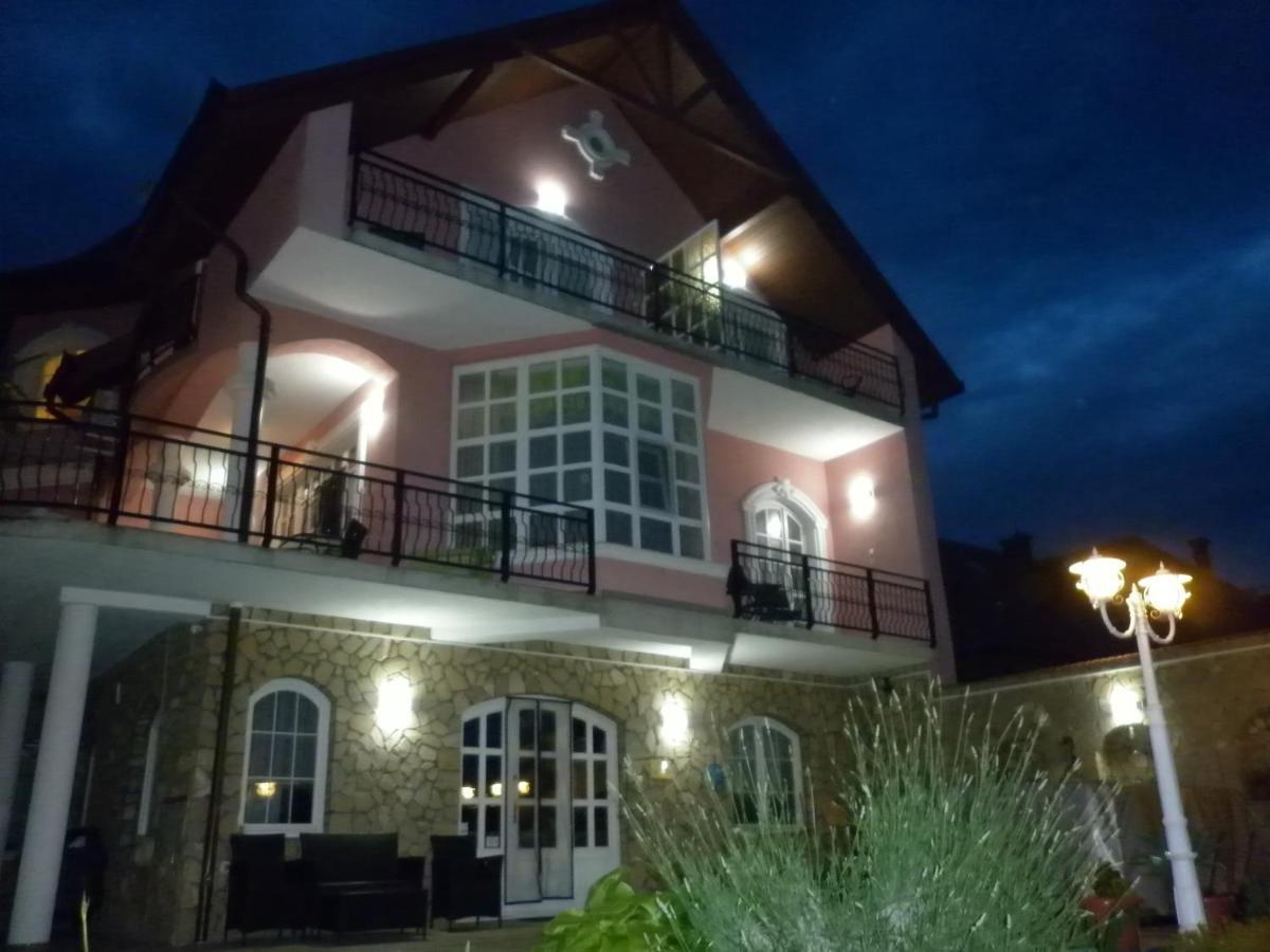 Manor Villa Hévíz Dış mekan fotoğraf